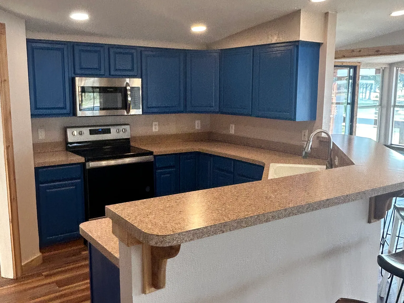 2 bed, 1500 sqft, $2,450 — Photo 2
