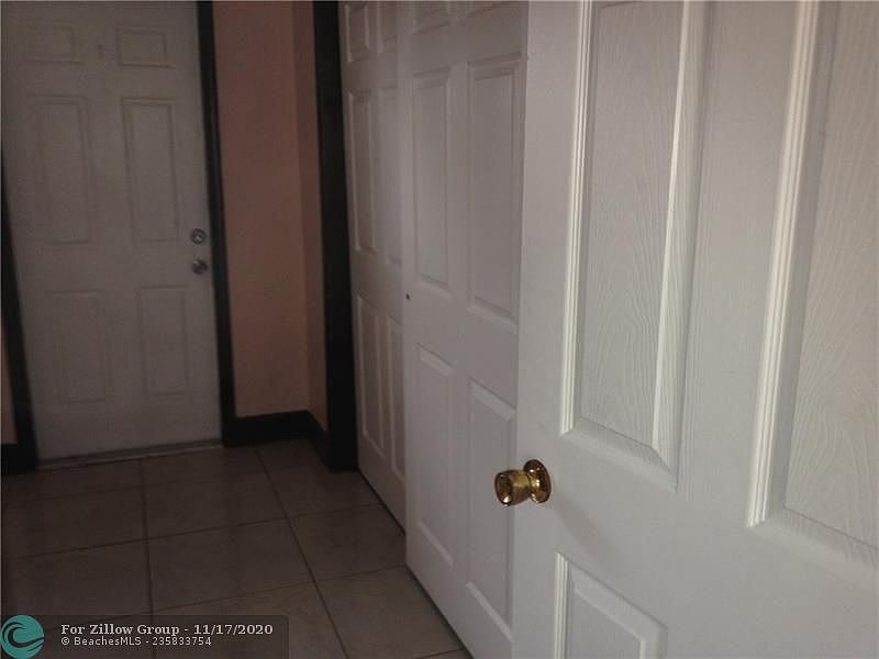 2nd image of 2315 Farragut St APT 2