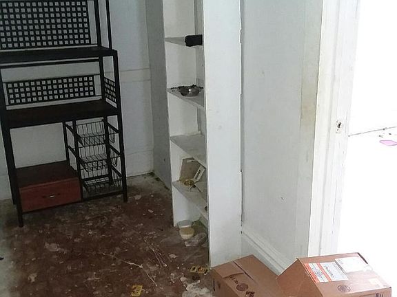 4th image of 1118 Blaisdell St
