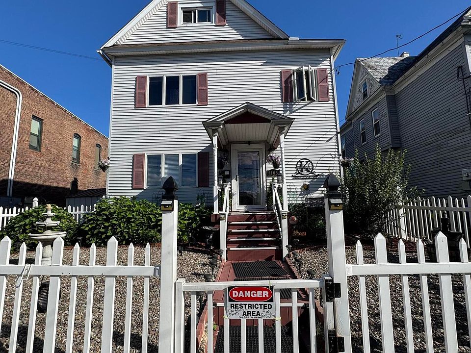 1st image of 1105 Cedar Ave