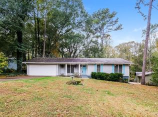 1027 Mandalay Ct SW, Lilburn, GA 30047