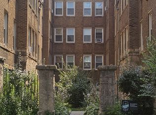 6323 N Mozart St #2A, Chicago, IL 60659