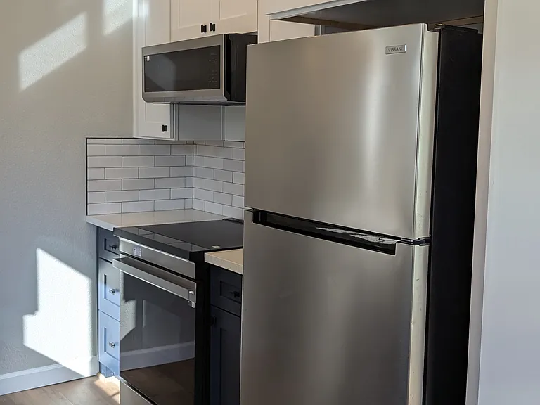 440 Lincoln St #A — Photo 5