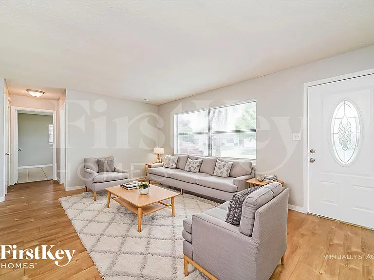 1836 Columbine Dr — Photo 5