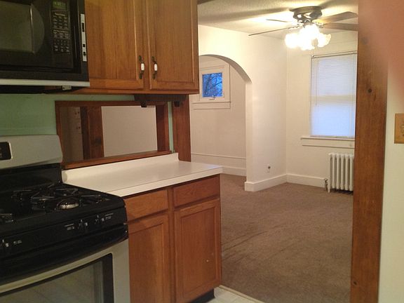 kitchen to dining room