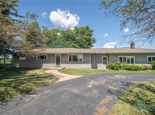 12860 Old State Line Rd, Swanton, OH 43558