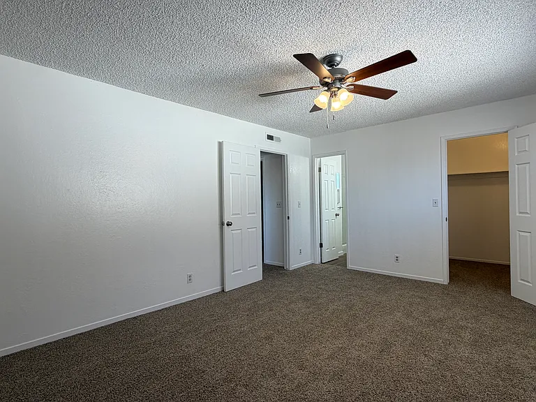 2514 E Andrews Ave #204 — Photo 21
