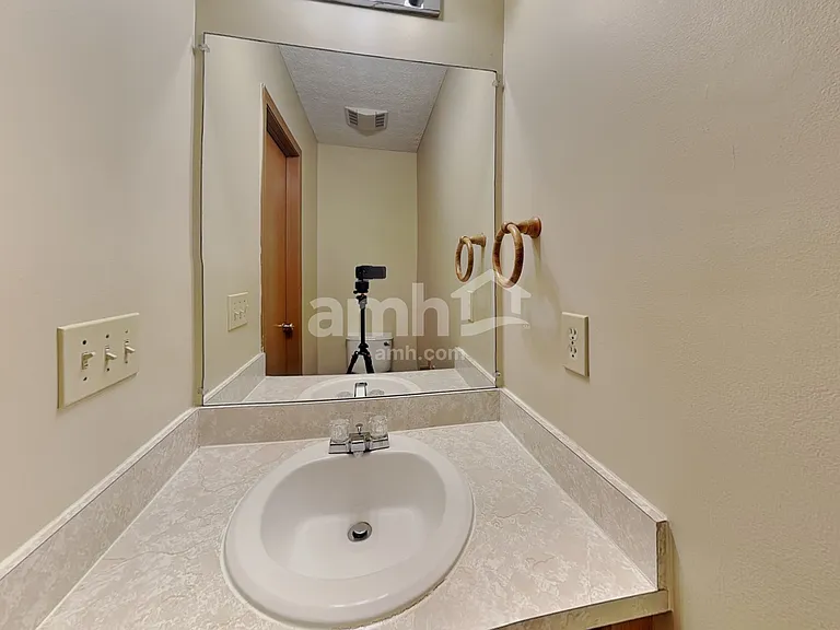 161 Patterson St — Photo 10