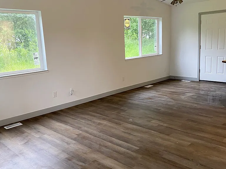 6105 S Northern Lights St — Photo 6