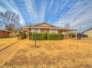 417 N Arizona St, Weatherford, OK 73096