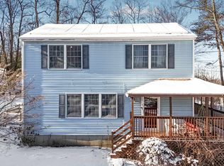 55 McIntyre Ct, Manchester, NH 03104