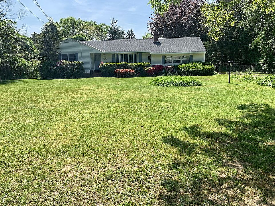 172 Mount Sinai Ave, Mount Sinai, NY 11766 | Zillow