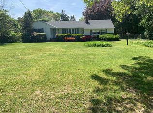 172 Mount Sinai Ave, Mount Sinai, NY 11766