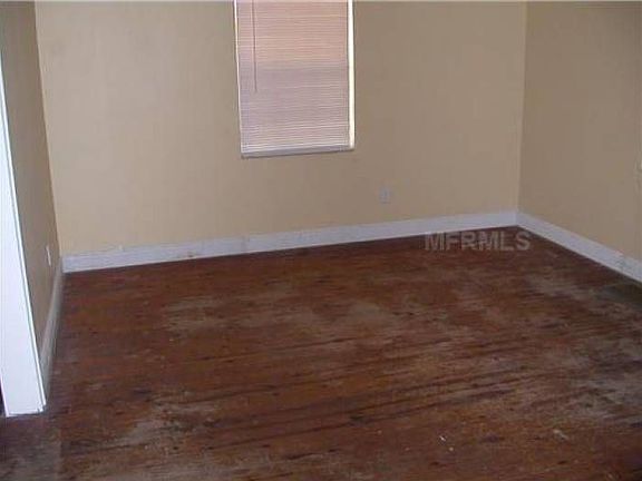 4th image of 1316 Moselle Ave