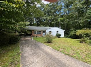 195 Rosewood Ln, Danville, VA 24541