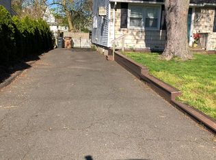 26 Albin Rd #1, Stamford, CT 06902