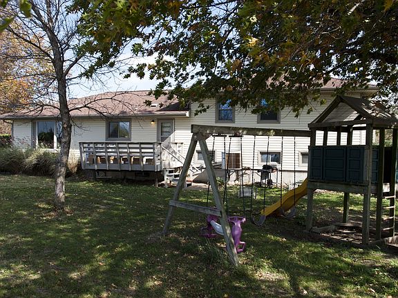 2nd image of 1733 Road 200