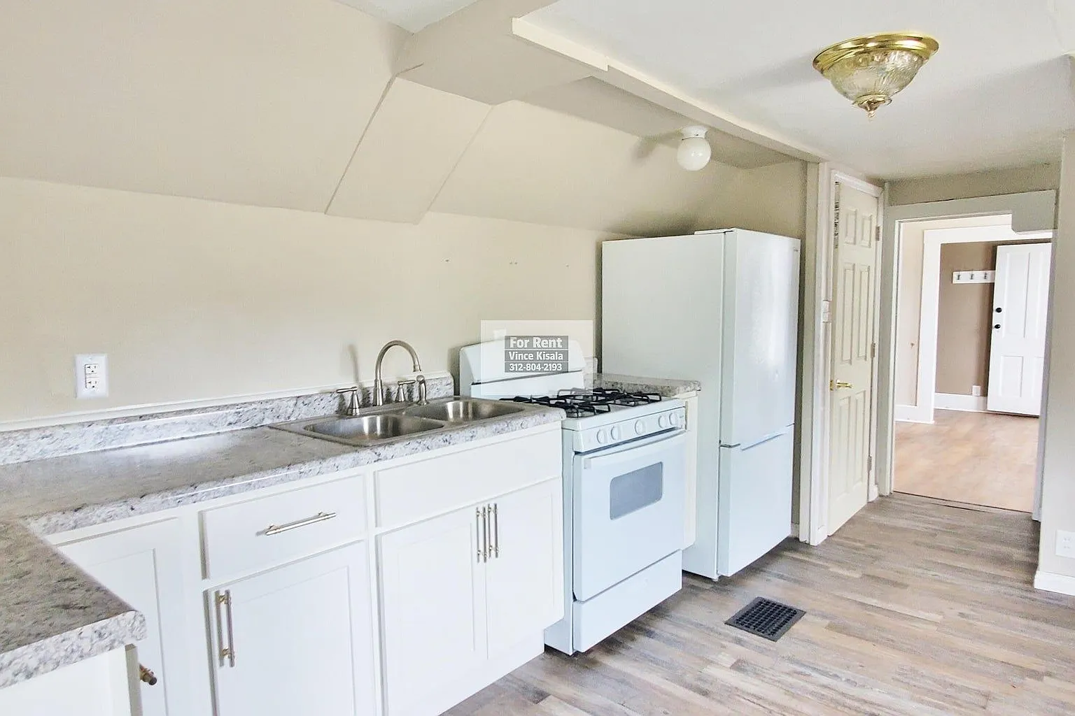 2 bed, 1261 sqft, $1,000 — Photo 4