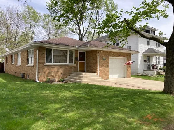 307 S Water St, Wilmington, IL 60481