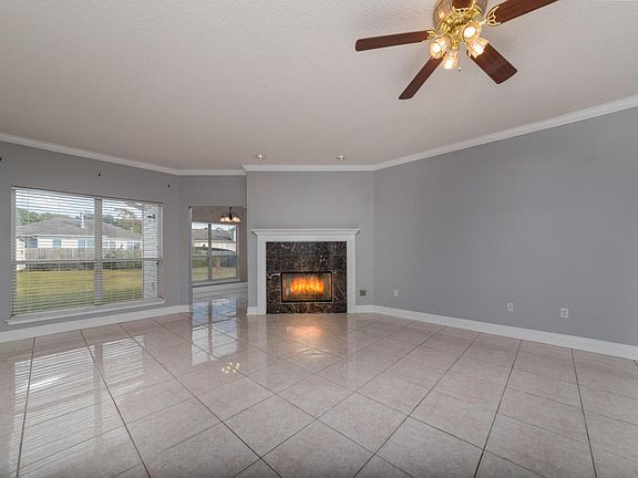 4th image of 11989 Summerhaven Cir