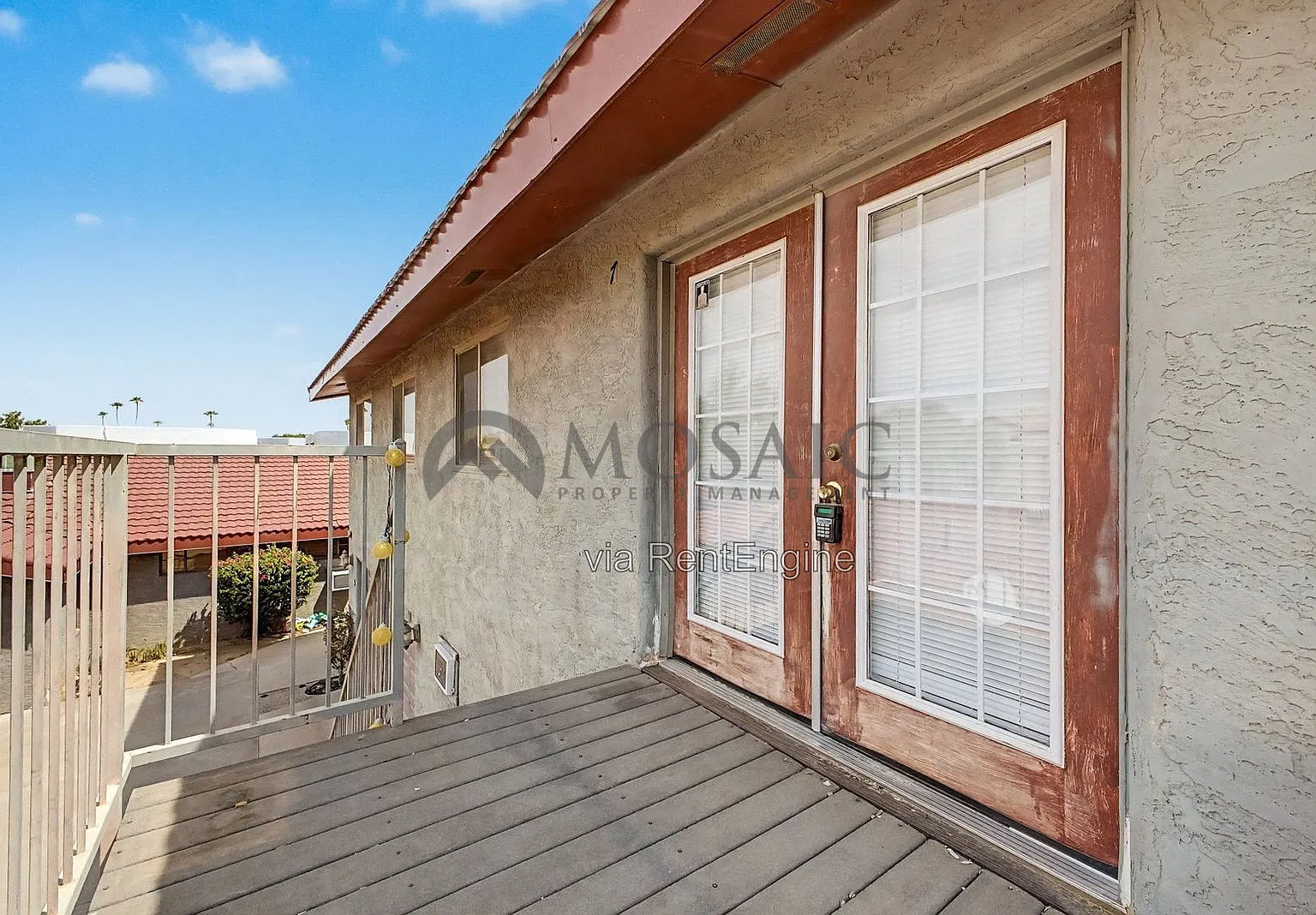 1 bed, 1.0 bath, 704 sqft, $995 — Photo 1