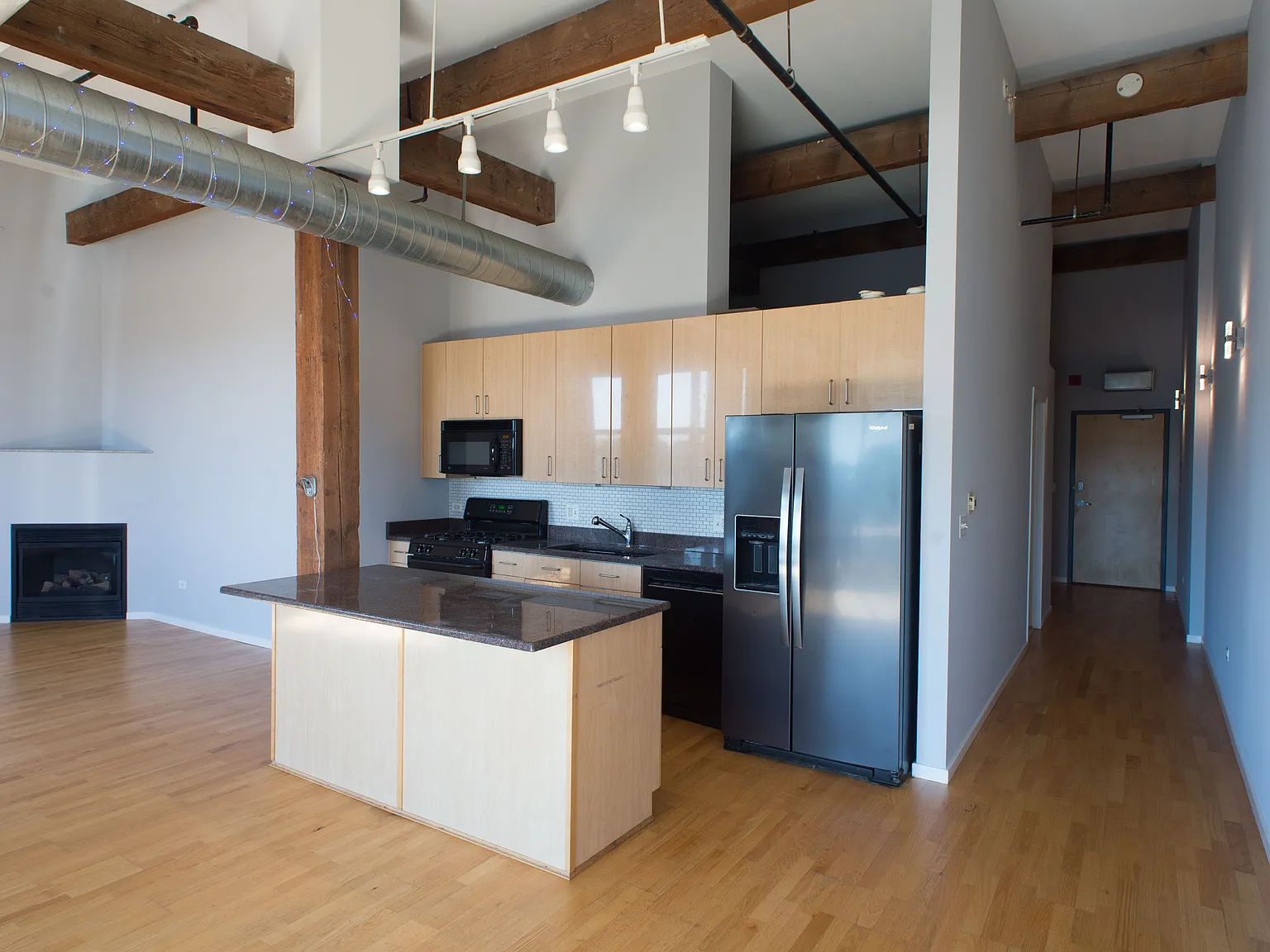1 bed, 1.0 bath, 800 sqft, $2,300 — Photo 4