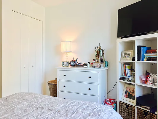 Rented by Matthew Gros-Werter, LREB  | media 27