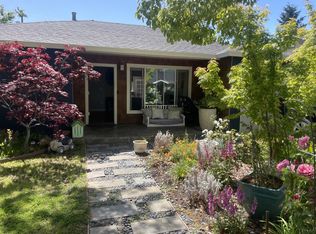 320 G St, Redwood City, CA 94063