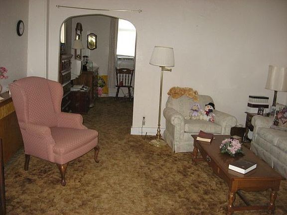 4th image of 315 S Jared St