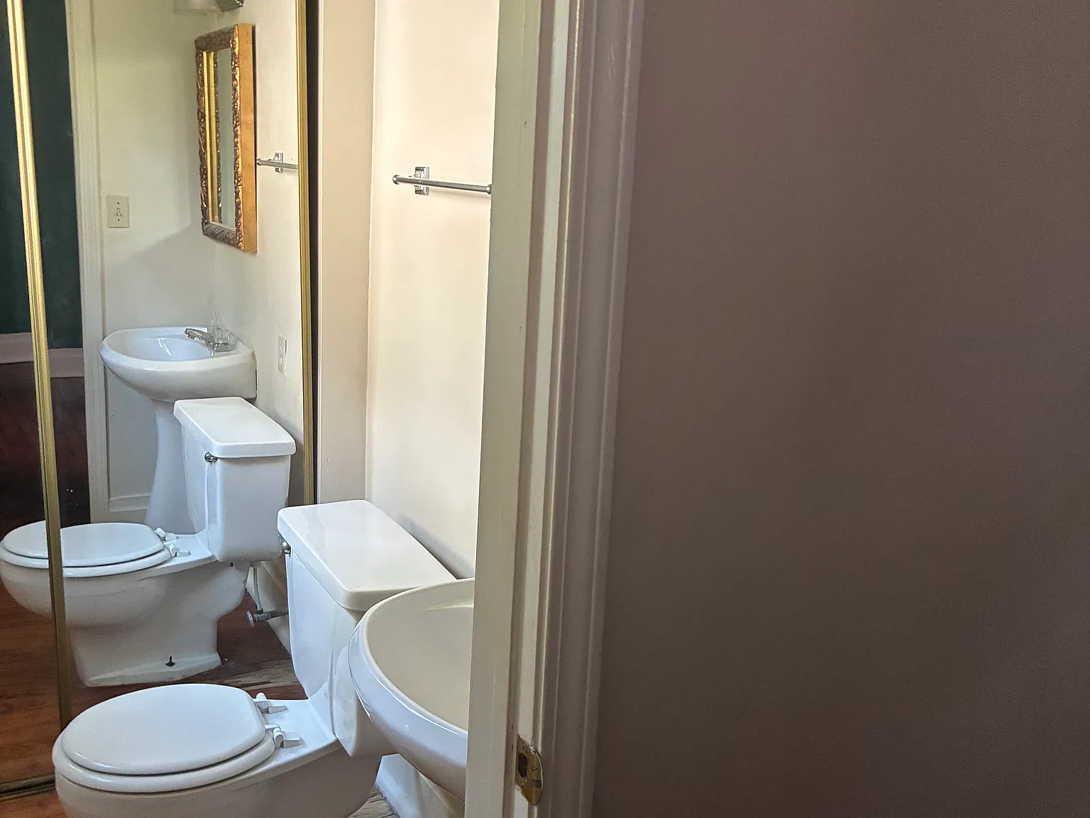 1 bed, 1.5 bath, $850 — Photo 2