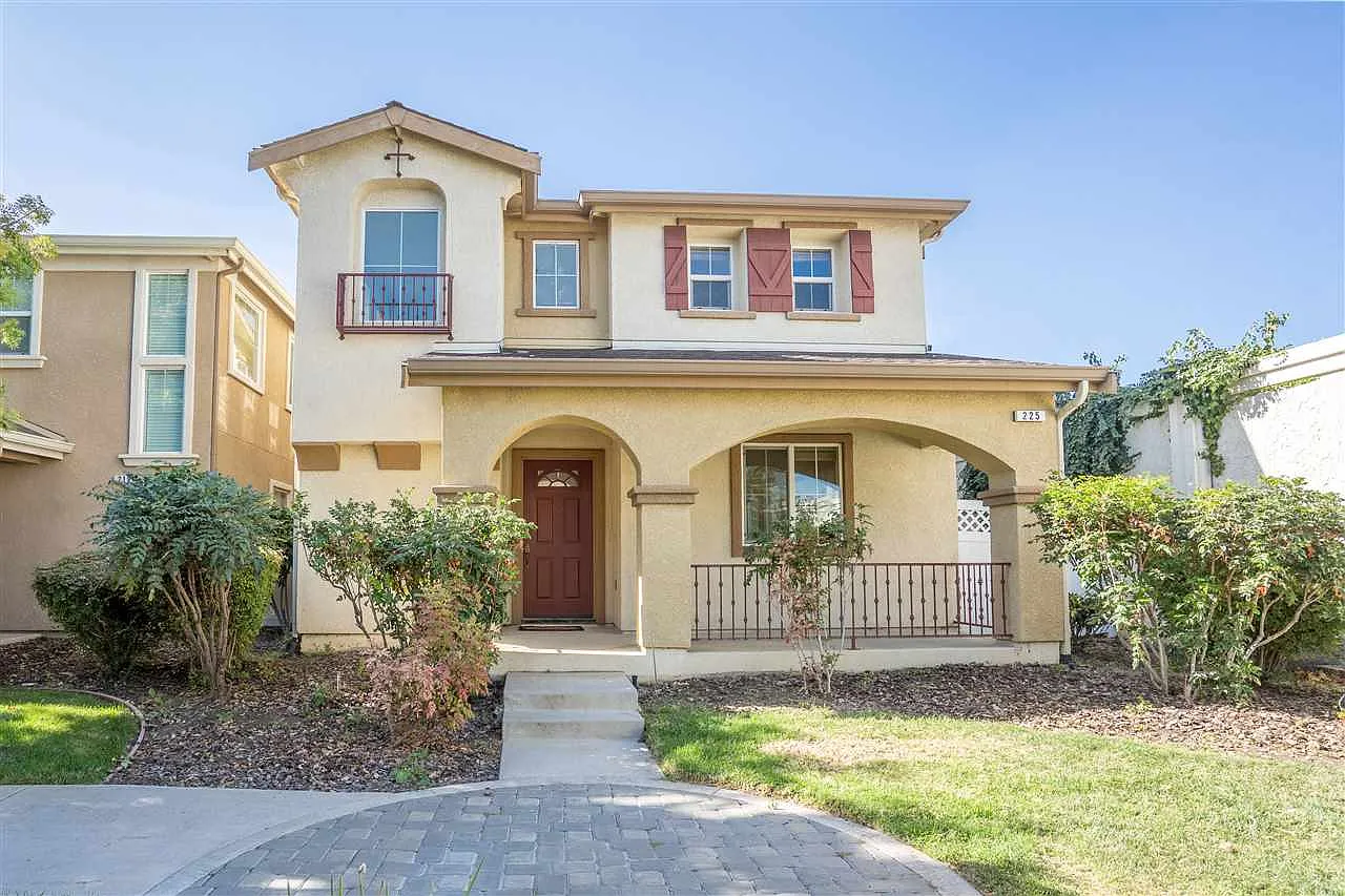 225 Whimbrel Cir photo 1