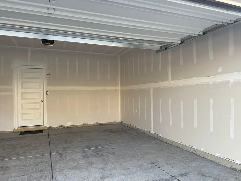2147 Mildred Rd — Photo 29
