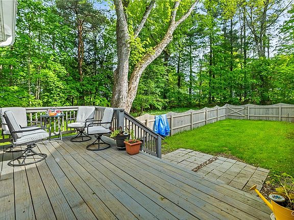 4th image of 111 East Rd