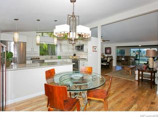 381 Awini Pl, Honolulu, HI 96825