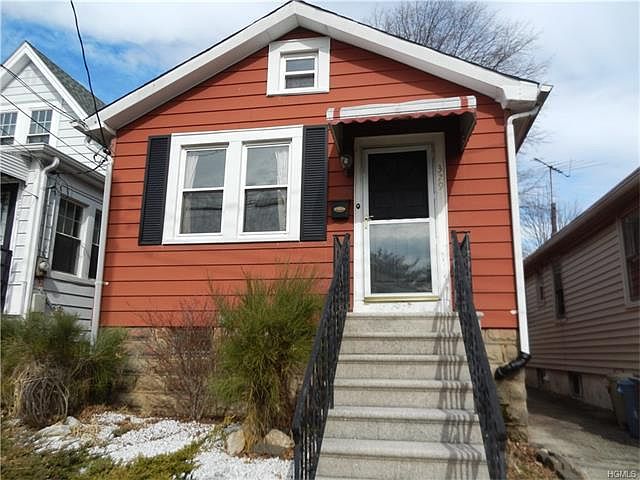2nd image of 3291 Lucerne St