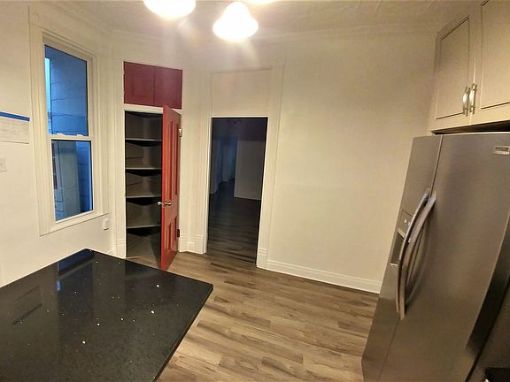 4th image of 300 Millbridge St Floor 1