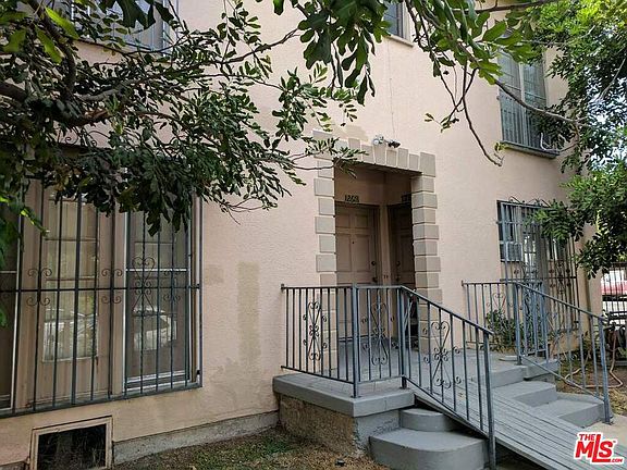 2nd image of 1259 Tamarind Ave