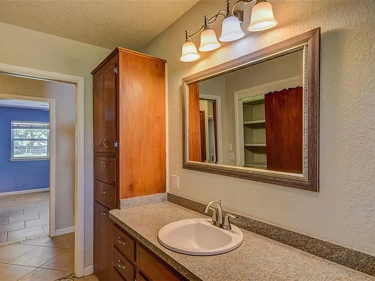 1515 Vine St — Photo 13