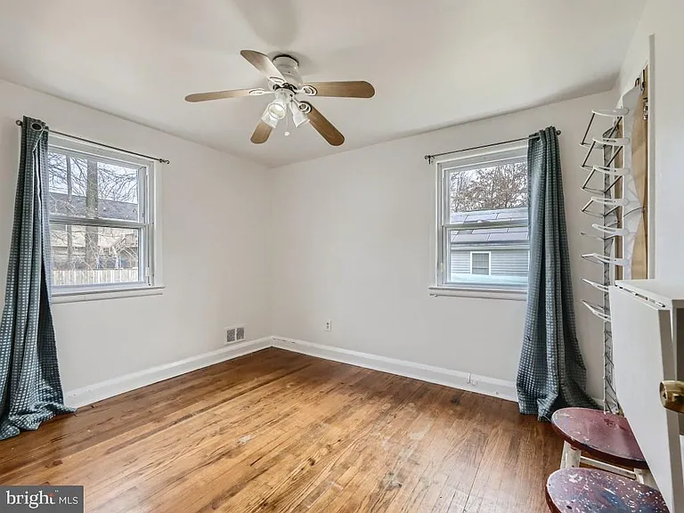 4816 Valley Forge Rd — Photo 8
