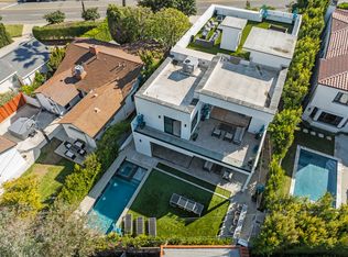 12125 W Sunset Blvd, Los Angeles, CA 90049