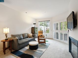 240 Caldecott Ln UNIT 217, Oakland, CA 94618