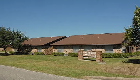 1753 E Henderson Rd — Photo 1