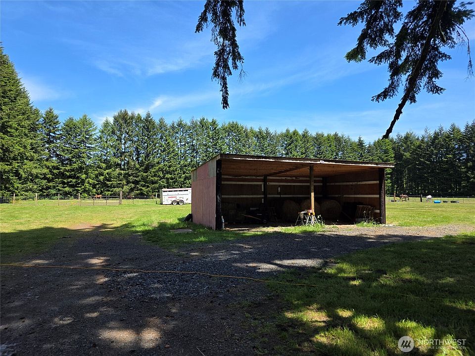 1st image of 18 Newman Creek Rd