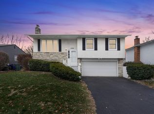 1280 Cranwood Sq N, Columbus, OH 43229