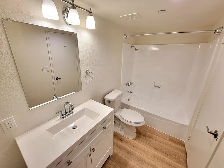 Verdugo Vista — Photo 6