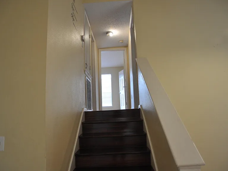 3754 Tanglewilde St #C16 — Photo 11
