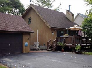 1219 Sleepy Hollow Rd, Coxsackie, NY 12015