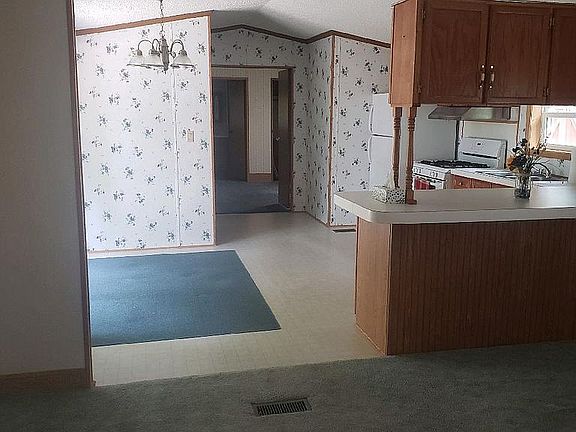 5th image of 5131 Pine Point Dr