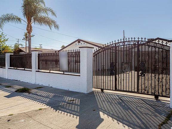 3rd image of 7609 Atoll Ave