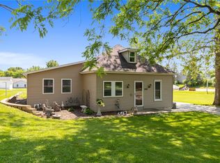 206 Main St NE, Shellsburg, IA 52332